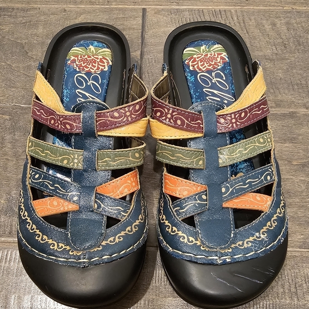 Elite by Corkys Women's Leather Mule Clogs sz 5.5 to 6